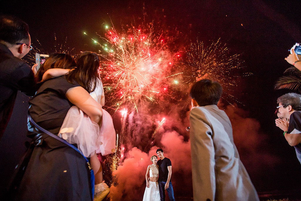 Bali Wedding Ceremony Photoshoot Fireworks by Bali Pixtura