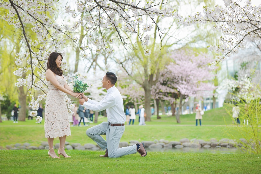 Hokkaido Pre-Wedding Casual Photoshoot during Cherry Blossoms by Kuma on OneThreeOneFour 7