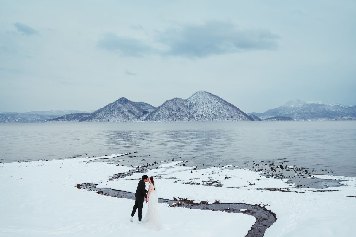 Hokkaido Winter Photoshoot Hirafu Village Lake Toya Niseko Horse Hilton Niseko Village by Kuma on OneThreeOneFour 22