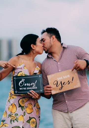 Singapore Surprise Wedding Proposal Photoshoot At Marina Barrage With Singapore Flyer
