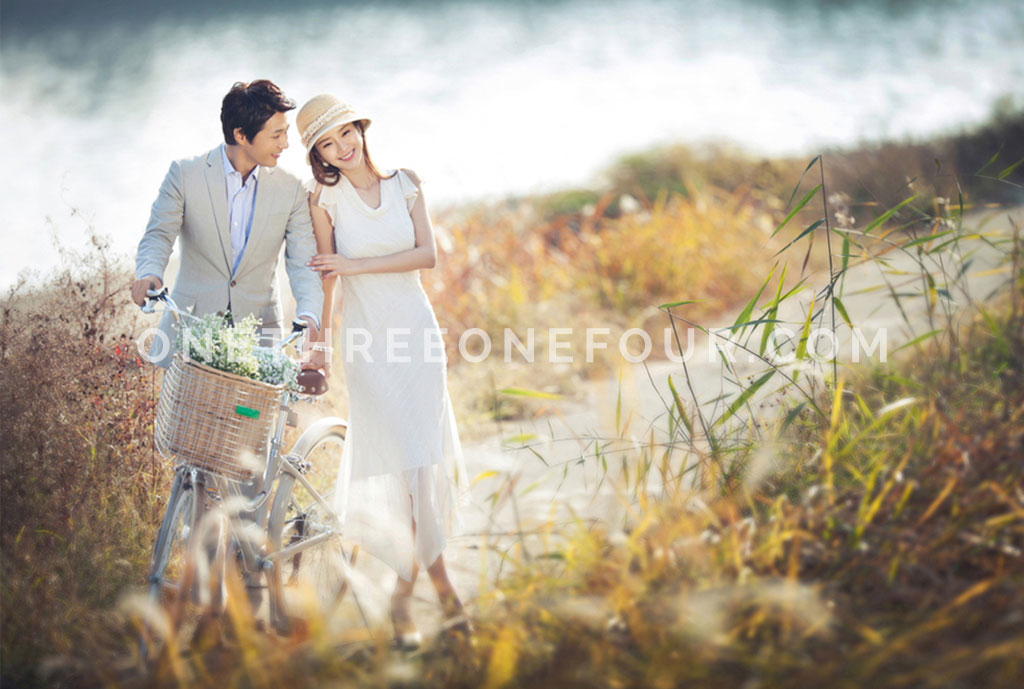M Company - Korean Studio Pre-Wedding Photography: Others by M Company on OneThreeOneFour 0
