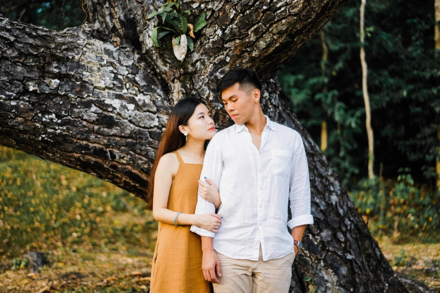 Singapore Pre-Wedding Photoshoot At Lower Peirce Reservoir With Puppies by Charles on OneThreeOneFour 15