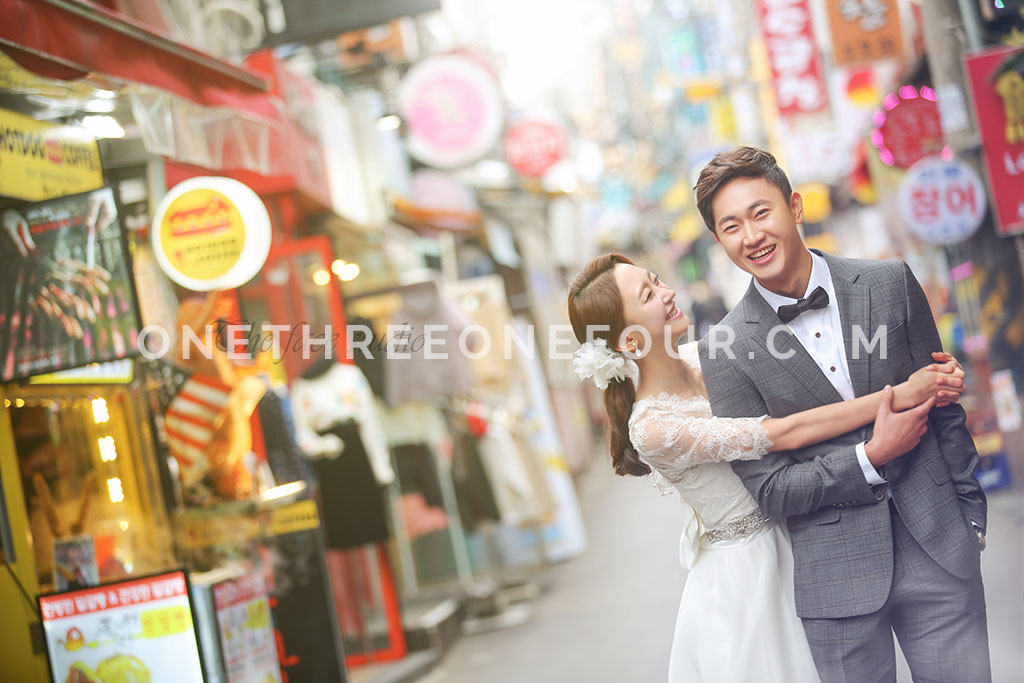 Korean Studio Pre-Wedding Photography: Outdoor by The Face Studio on OneThreeOneFour 6