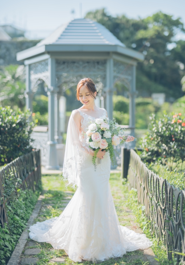 Hong Kong Outdoor Pre-Wedding Photoshoot At The Peak