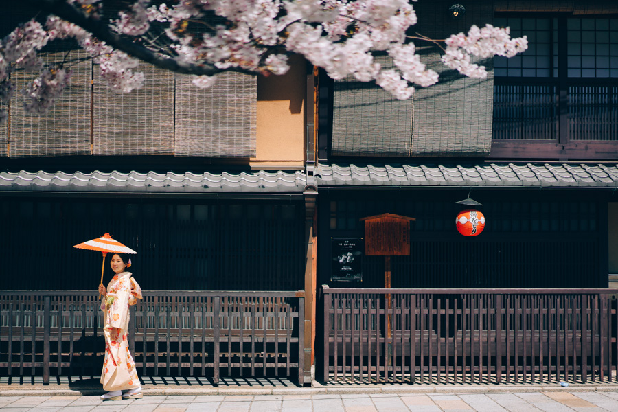 J&A: Kyoto Sakura Season Pre-wedding Photoshoot  by Kinosaki on OneThreeOneFour 11
