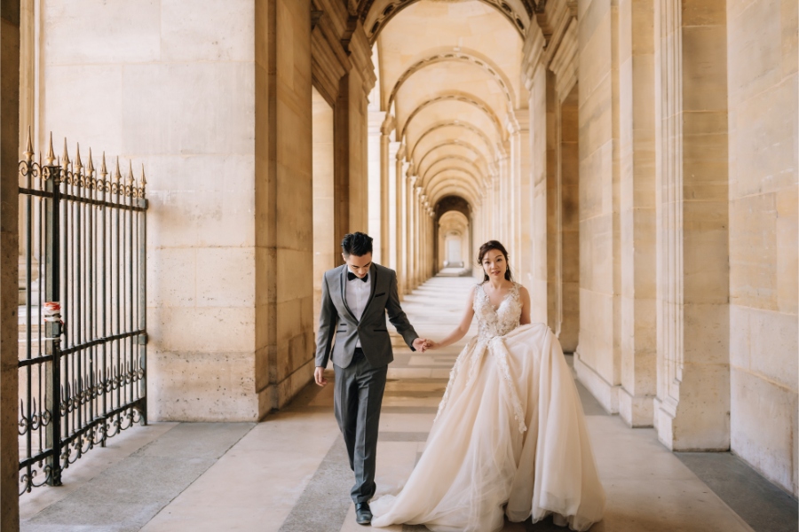 A&K: Canadian Couple's Paris Pre-wedding Photoshoot at the Louvre  by Vin on OneThreeOneFour 27