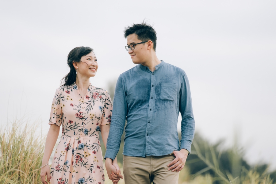 Singapore Casual And Pre-Wedding Photoshoot At Jurong Lake Gardens  by Sheereen on OneThreeOneFour 14