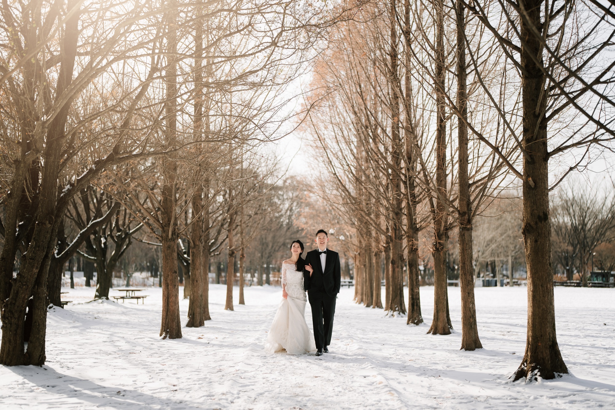 Whispers of Love in Seoul's Winter Wonderland: Snowy Pre-Wedding Extravaganza by Jungyeol on OneThreeOneFour 10