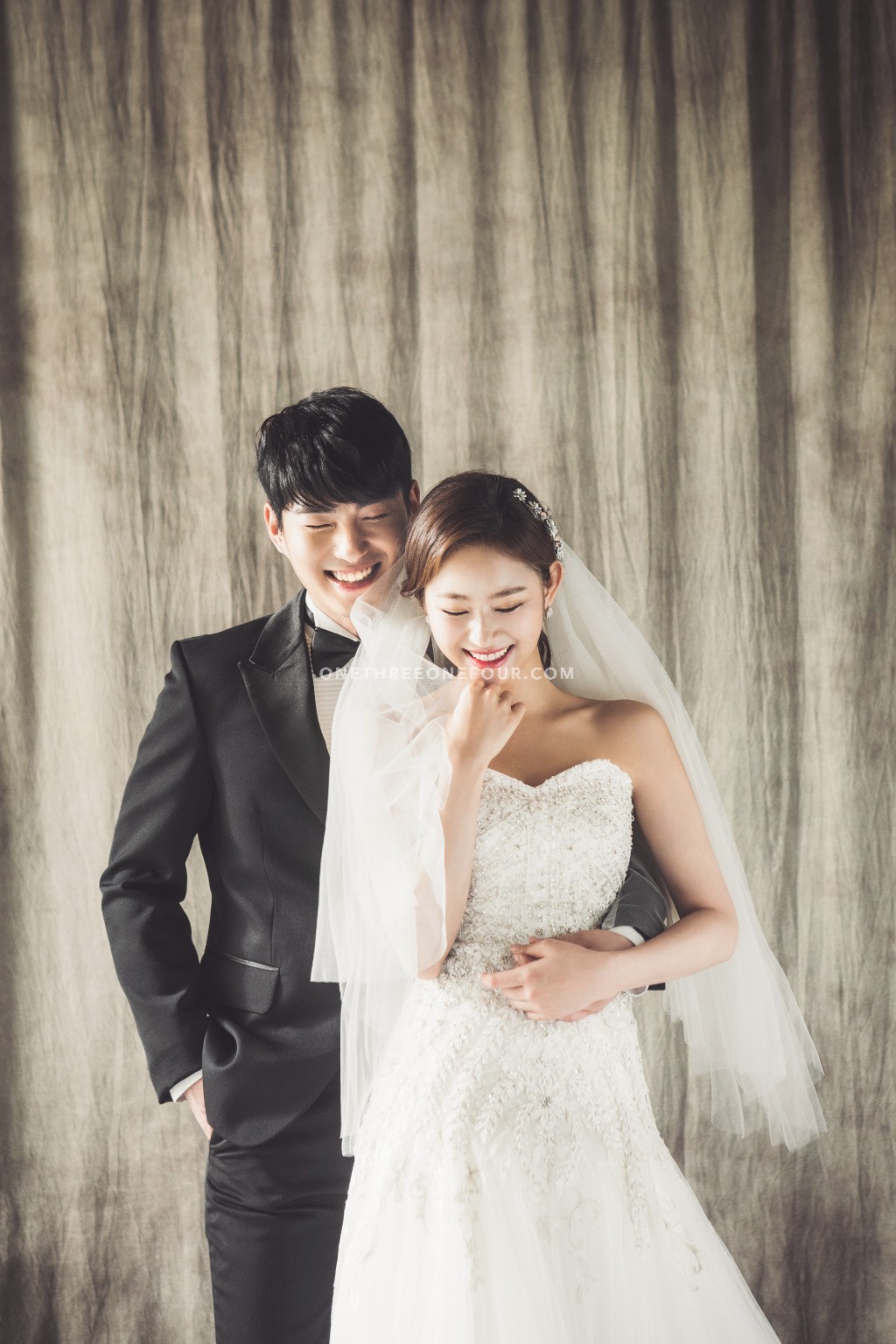 Korean Studio Pre-Wedding Photography: 2017 ePhoto Essay Studio Collection by ePhoto Essay Studio on OneThreeOneFour 37