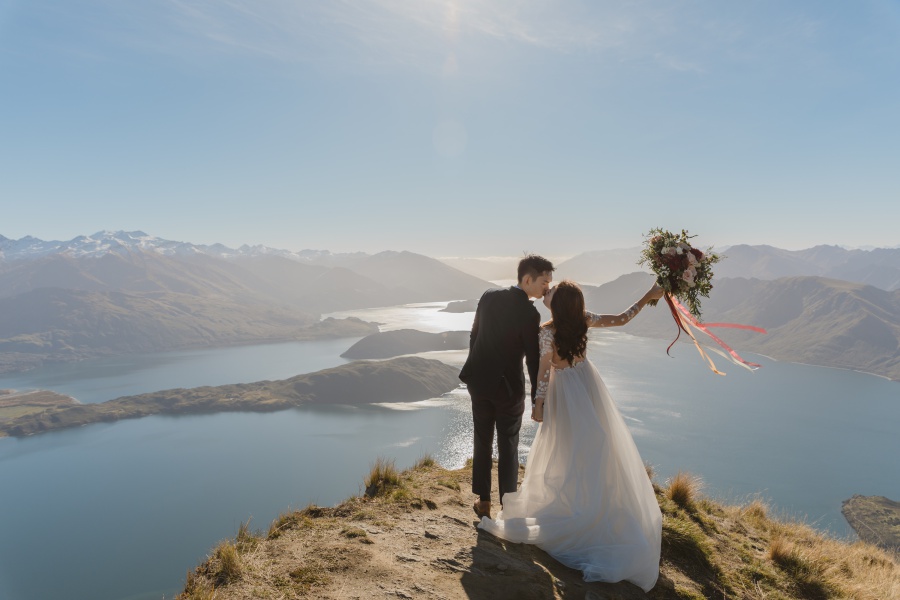 New Zealand Pre-Wedding Photoshoot At Coromandel Peak, Arrowtown And Alpaca Farm by Felix  on OneThreeOneFour 7