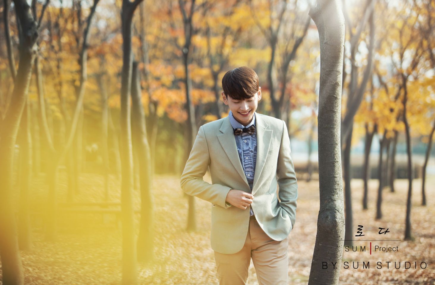 Korea Wedding Outdoor Photography in Autumn with Mapletrees (NEW) by SUM Studio on OneThreeOneFour 20