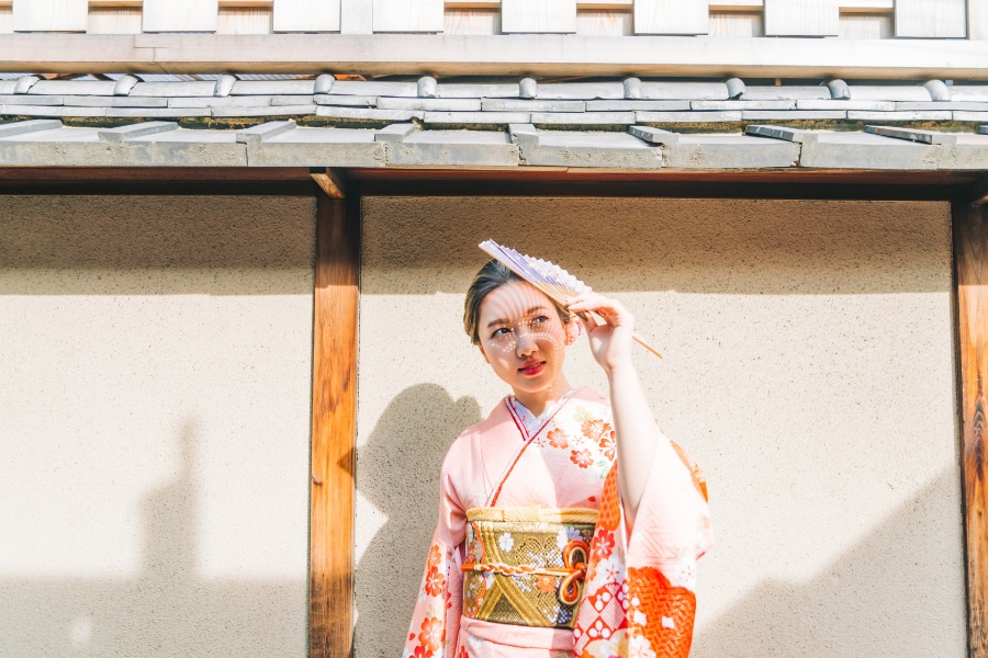 Kyoto Kimono Prewedding Photoshoot Higashiyama District Japan by Shu Hao on OneThreeOneFour 83