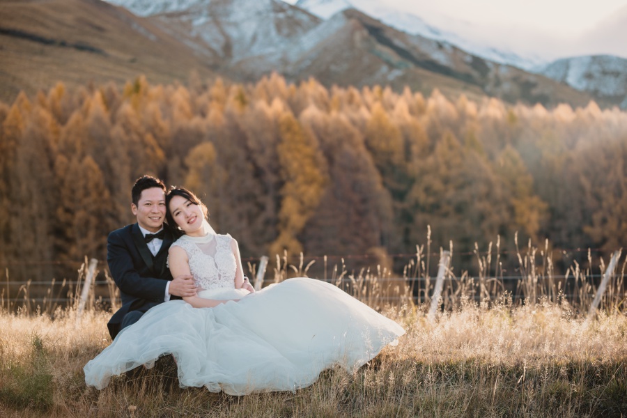 New Zealand Lake Tekapo, Lake Pukaki and Arrowtown Pre-Wedding Photoshoot by Fei on OneThreeOneFour 16
