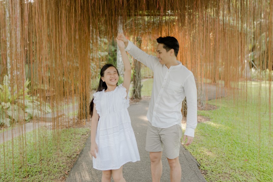 A&WK: Casual and fun family photoshoot in Singapore by Samantha on OneThreeOneFour 16
