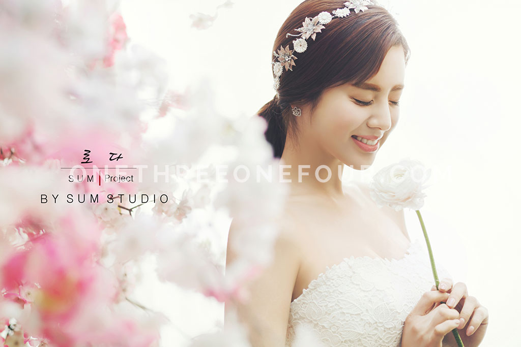 Korean Wedding Photos: Indoor Set (NEW) by SUM Studio on OneThreeOneFour 32