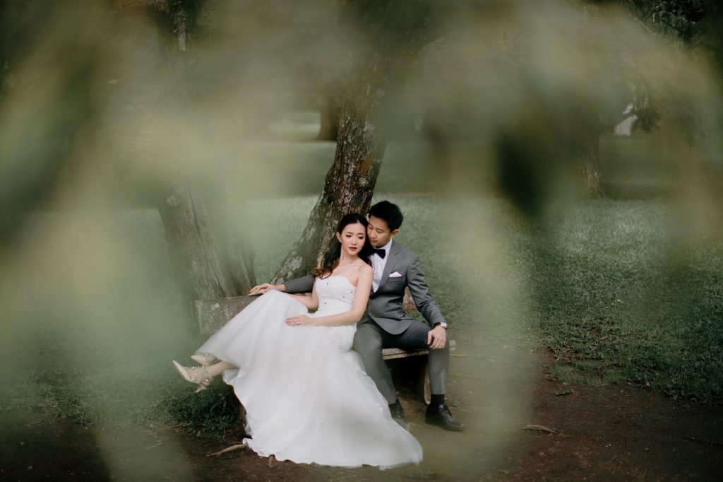 Bali Pre-Wedding Photoshoot At Tamblingan Lake And Forest  by Hendra on OneThreeOneFour 13