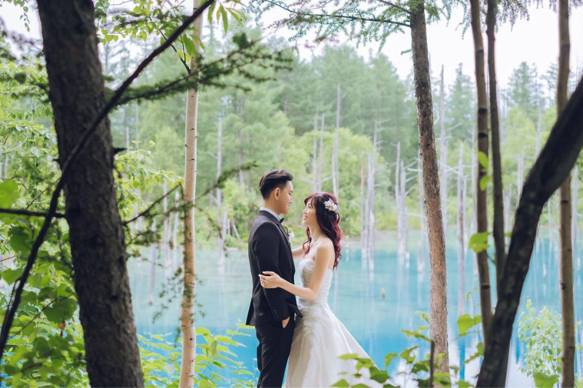 北海道夏季婚紗攝影，包括青池、日之出公園薰衣草和四季彩之丘花海 by Kuma on OneThreeOneFour 10