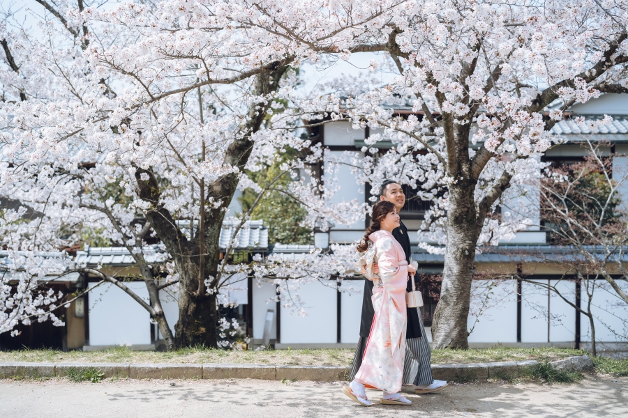 春之韻律：京都和奈良的浪漫婚前拍攝 by Kinosaki on OneThreeOneFour 0
