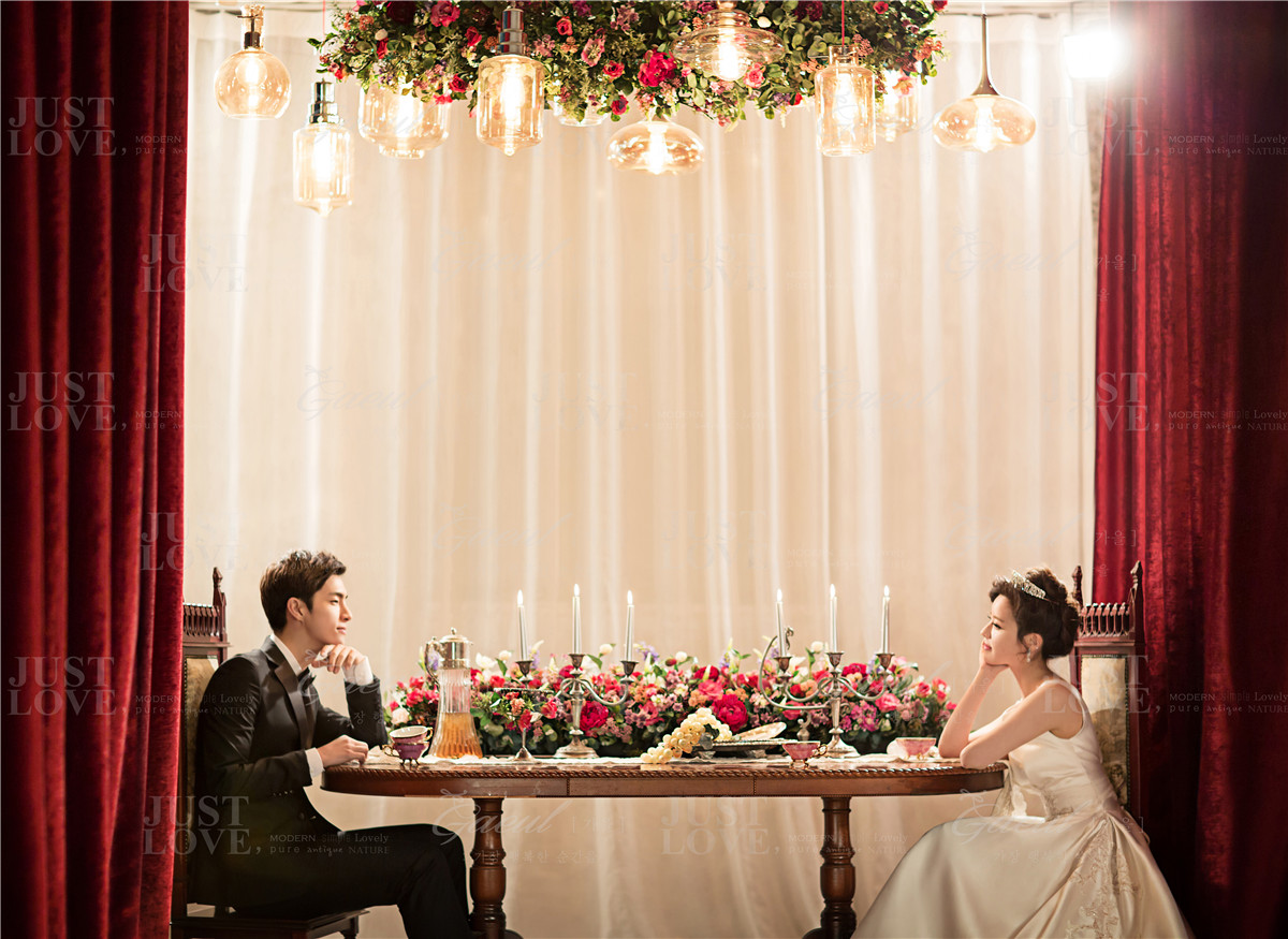 Korean Studio Pre-Wedding Photography: Classic & Vintage by Gaeul Studio on OneThreeOneFour 19