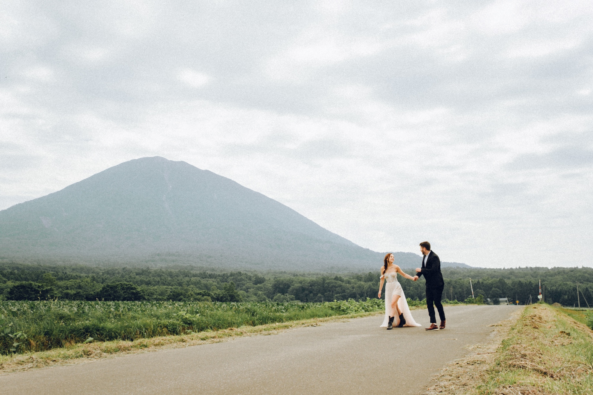 Capturing Love in Bloom: Japan Hokkaido Niseko Summer Pre-Wedding Shoot with Jlou and Dan by Kuma on OneThreeOneFour 29