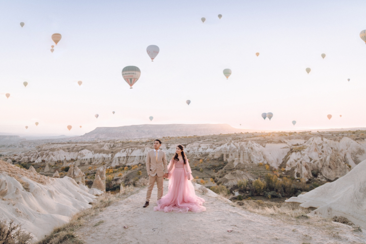 Cappadocia Pre-Wedding Photoshoot Hot Air Balloons Pasabag Valley Slot Canyon Carpet Shop Horse Ranch by Aric on OneThreeOneFour 0