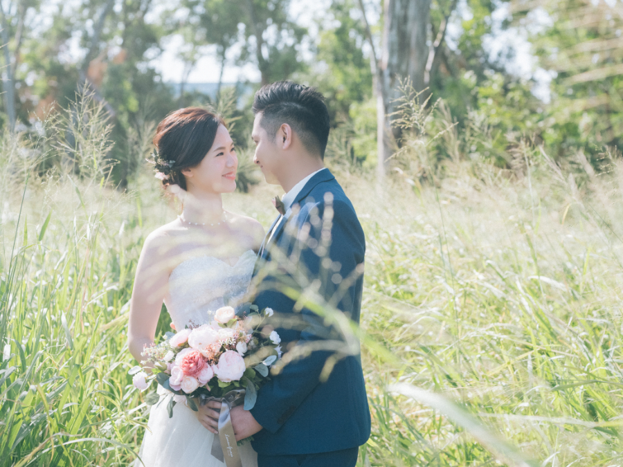Hong Kong Outdoor Pre-Wedding Photoshoot At Nam Sang Wai by Paul on OneThreeOneFour 9