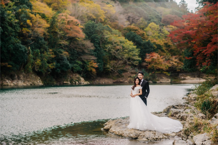 A&L: Kyoto Autumn Pre-wedding Photoshoot at Kimono Forest by Kinosaki on OneThreeOneFour 19