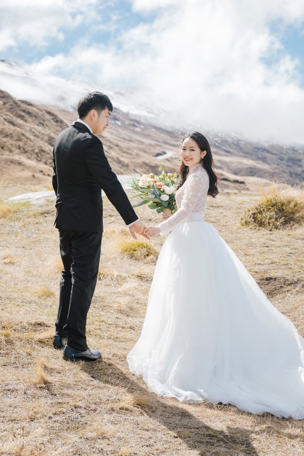 New Zealand Pre-Wedding Photoshoot of P&J: Cherry blossoms, Alpaca farm, Snowy mountain by Fei on OneThreeOneFour 7