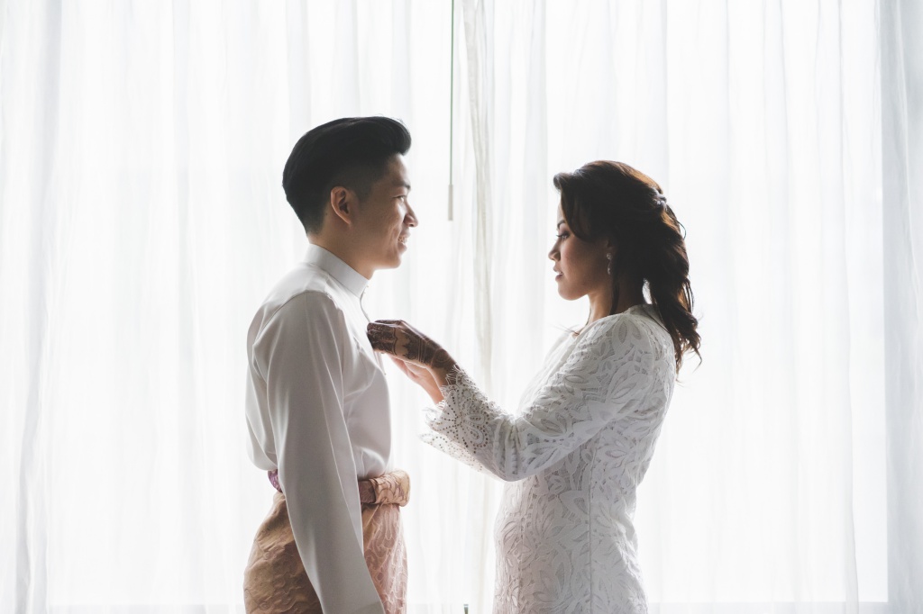 Singapore Wedding Day Photoshoot With Multi Racial Malay And Chinese Couple  by Michael  on OneThreeOneFour 4