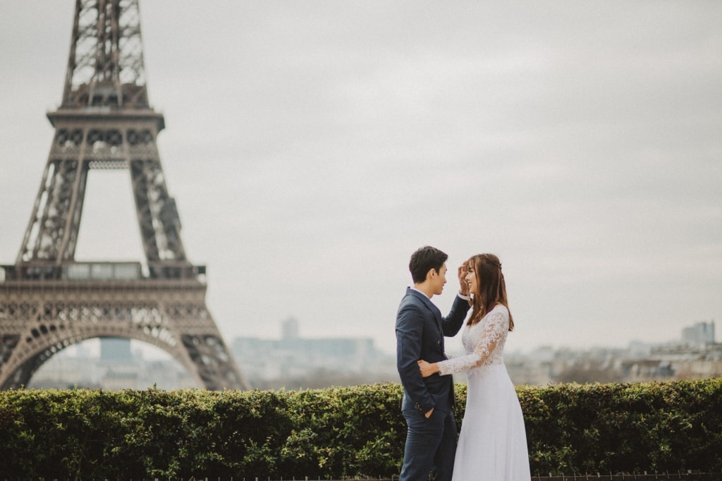 Paris Pre-Wedding Photoshoot for Singapore Couple Around The Eiffel Tower  by LT on OneThreeOneFour 3