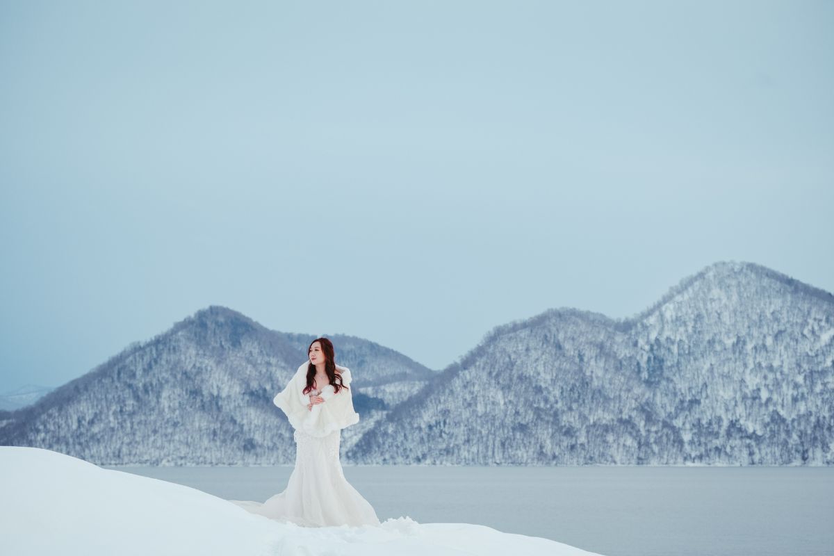 Hokkaido Winter Photoshoot Hirafu Village Lake Toya Niseko Horse Hilton Niseko Village by Kuma on OneThreeOneFour 23