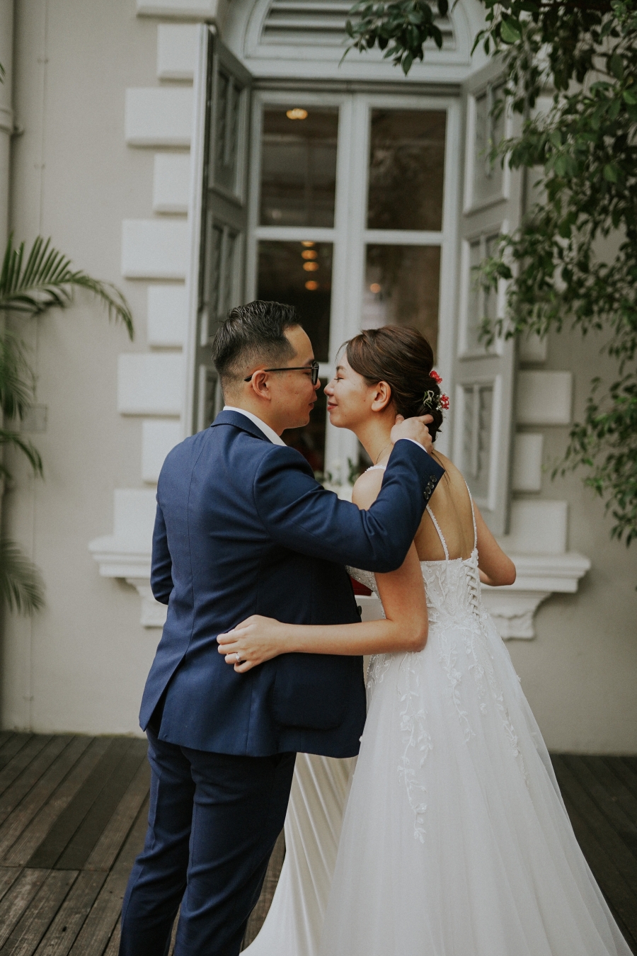 Singapore Actual Wedding Day Photoshoot at Flutes, National Museum by Charles on OneThreeOneFour 13