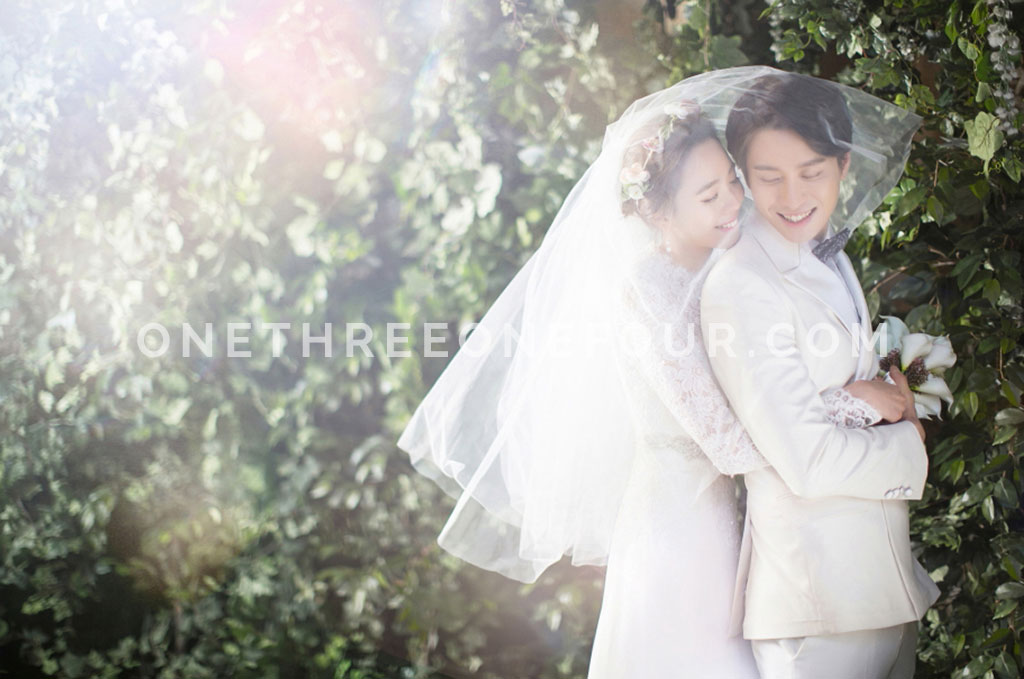 M Company - Korean Pre-Wedding Photography: Floral Romance by M Company on OneThreeOneFour 4