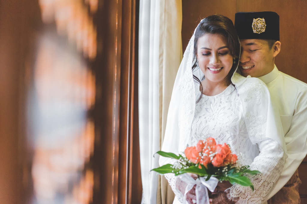 Singapore Wedding Day Photoshoot With Multi Racial Malay And Chinese Couple  by Michael  on OneThreeOneFour 24