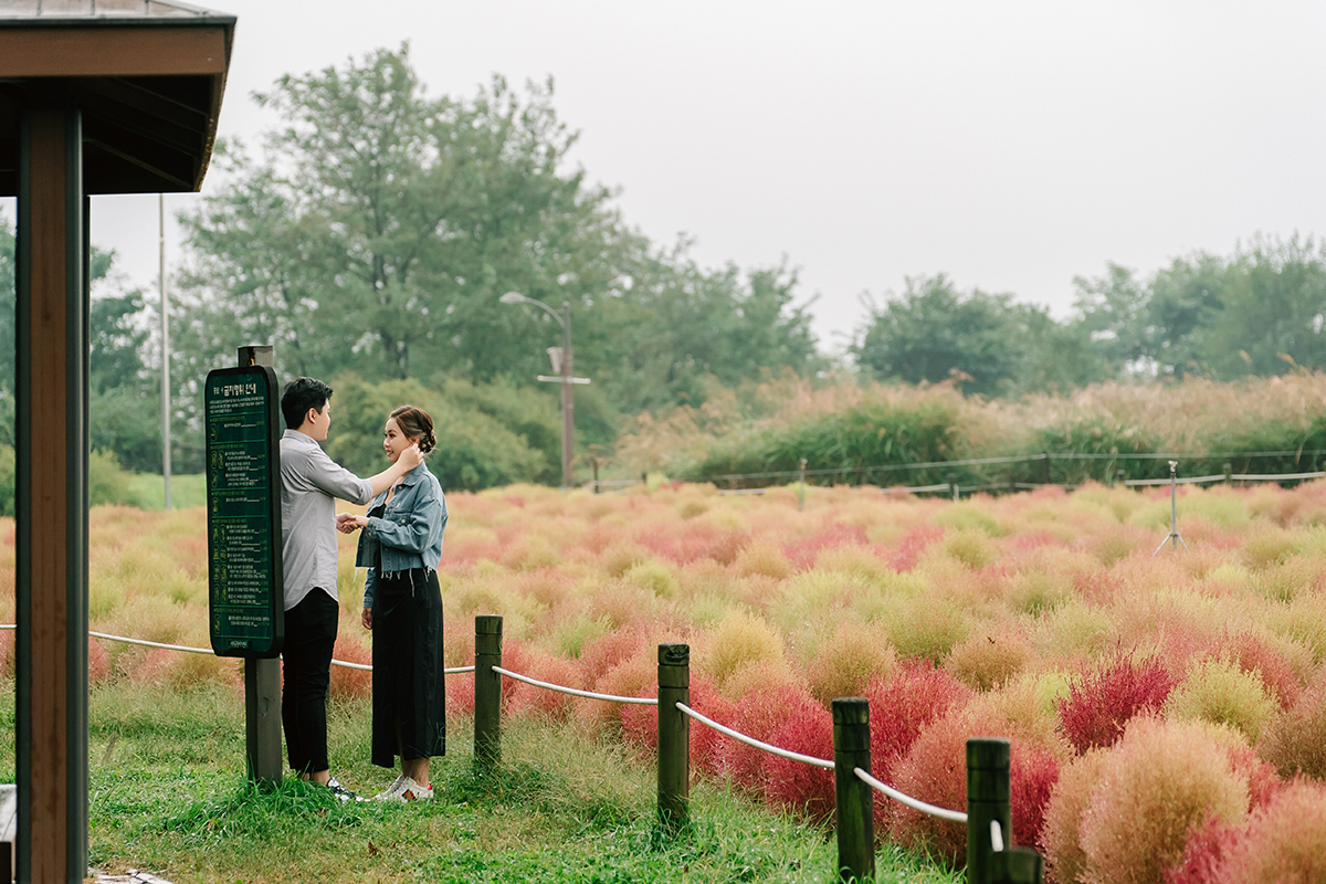 Korea Casual Elopement Couple Photoshoot at Haneul Sky Park by Jungyeol on OneThreeOneFour 1