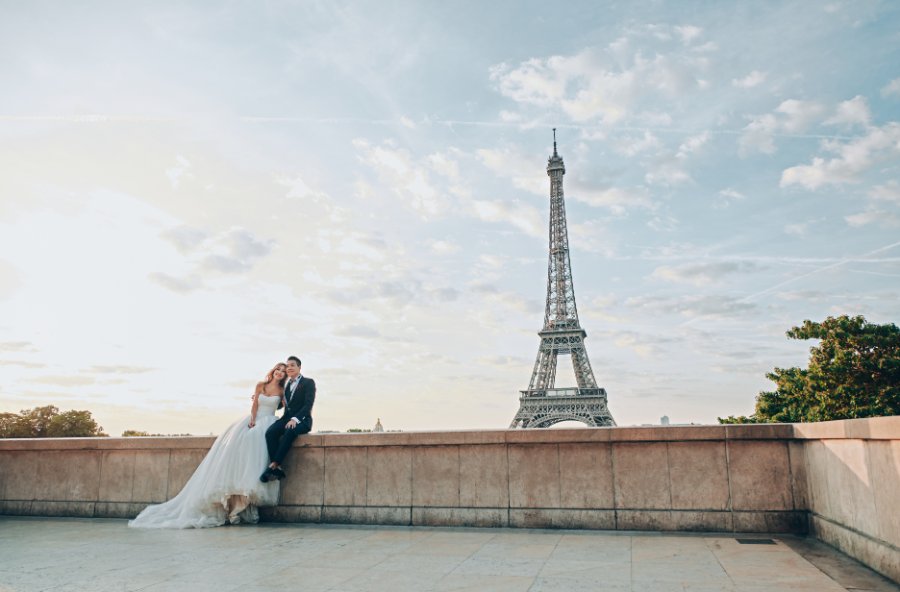 巴黎婚紗拍攝 - 艾菲爾鐵塔，潛行空間鐵橋，蒙馬特，小皇宮 by Arnel on OneThreeOneFour 6