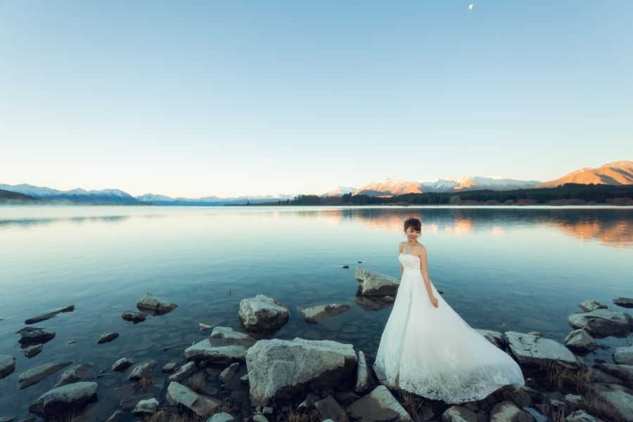 紐西蘭婚紗拍攝 - 蒂卡波湖與銀河 by Xing on OneThreeOneFour 15