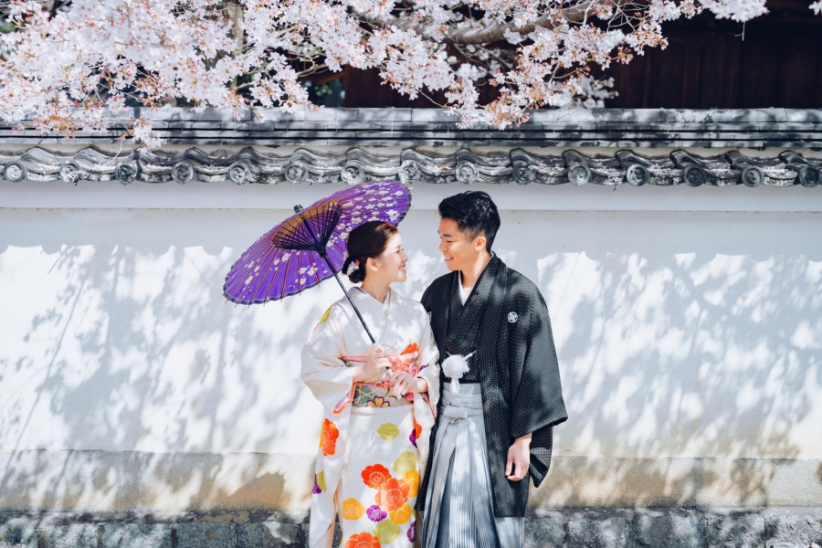 在京都和奈良的盛開之愛：一同迎接櫻花盛放的春季婚紗照拍攝 by Kinosaki on OneThreeOneFour 1