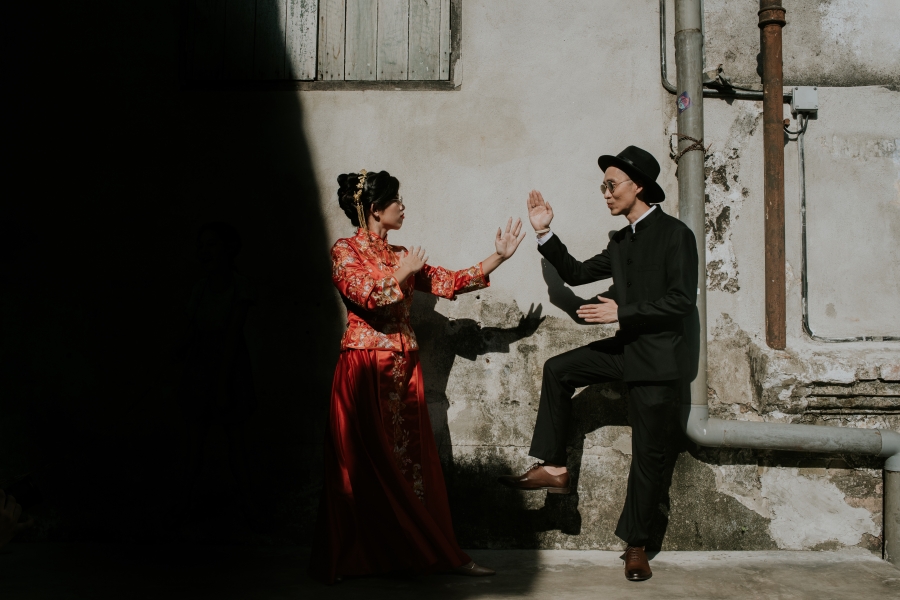 Retro Oriental Pre Wedding Photoshoot In Kuala Lumpur Petaling Street by Yan on OneThreeOneFour 22