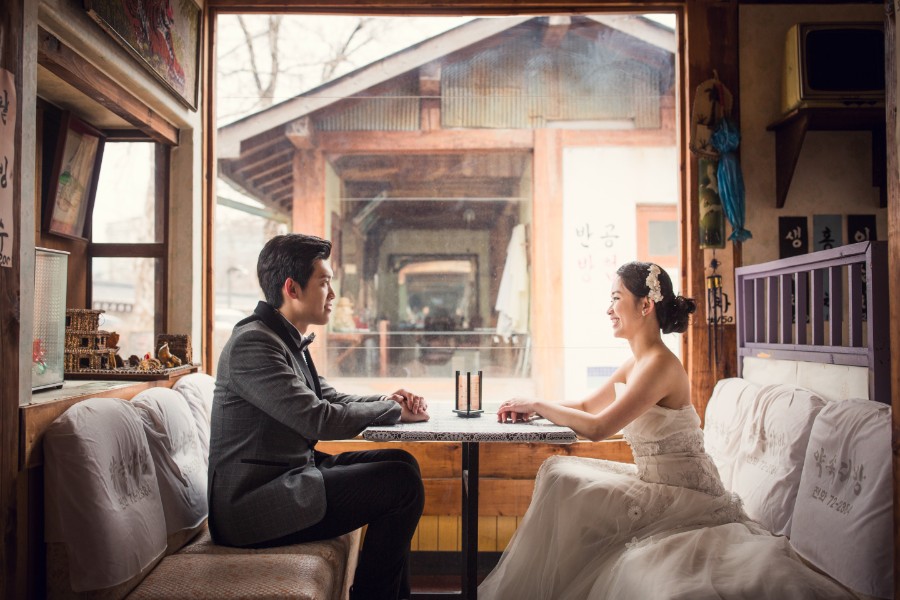 LL&ZY: Magical pre-wedding in Seoul at Haneul Park, National Folk Museum and Samcheong-dong by Junghoon on OneThreeOneFour 20