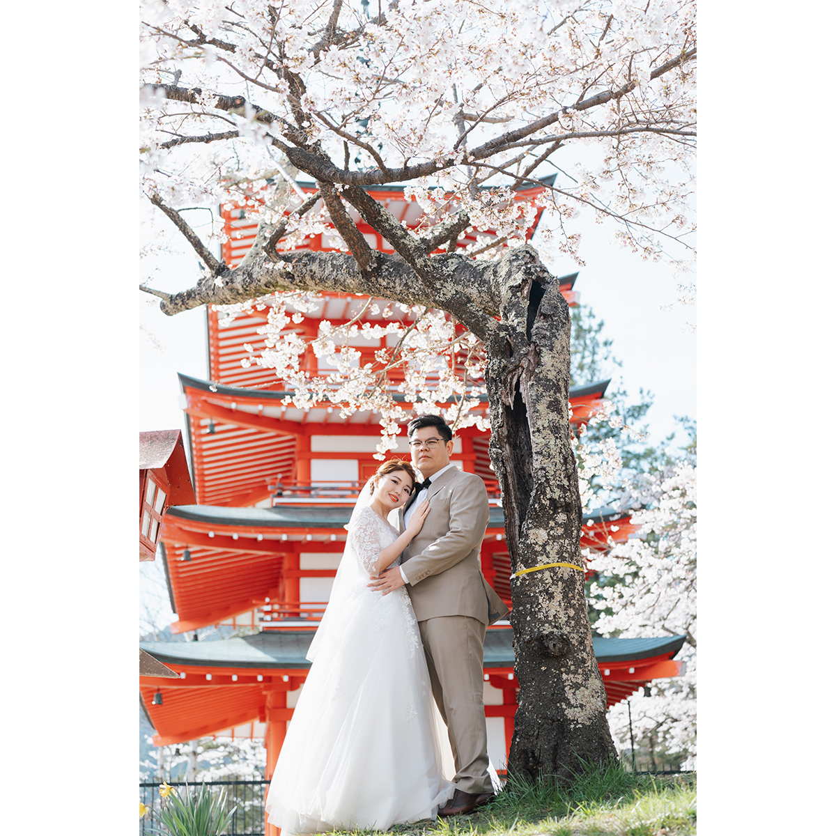 Sakura Prewedding Photoshoot Amidst Mt. Fuji and Tokyo's Full Bloom by Dahe on OneThreeOneFour 16