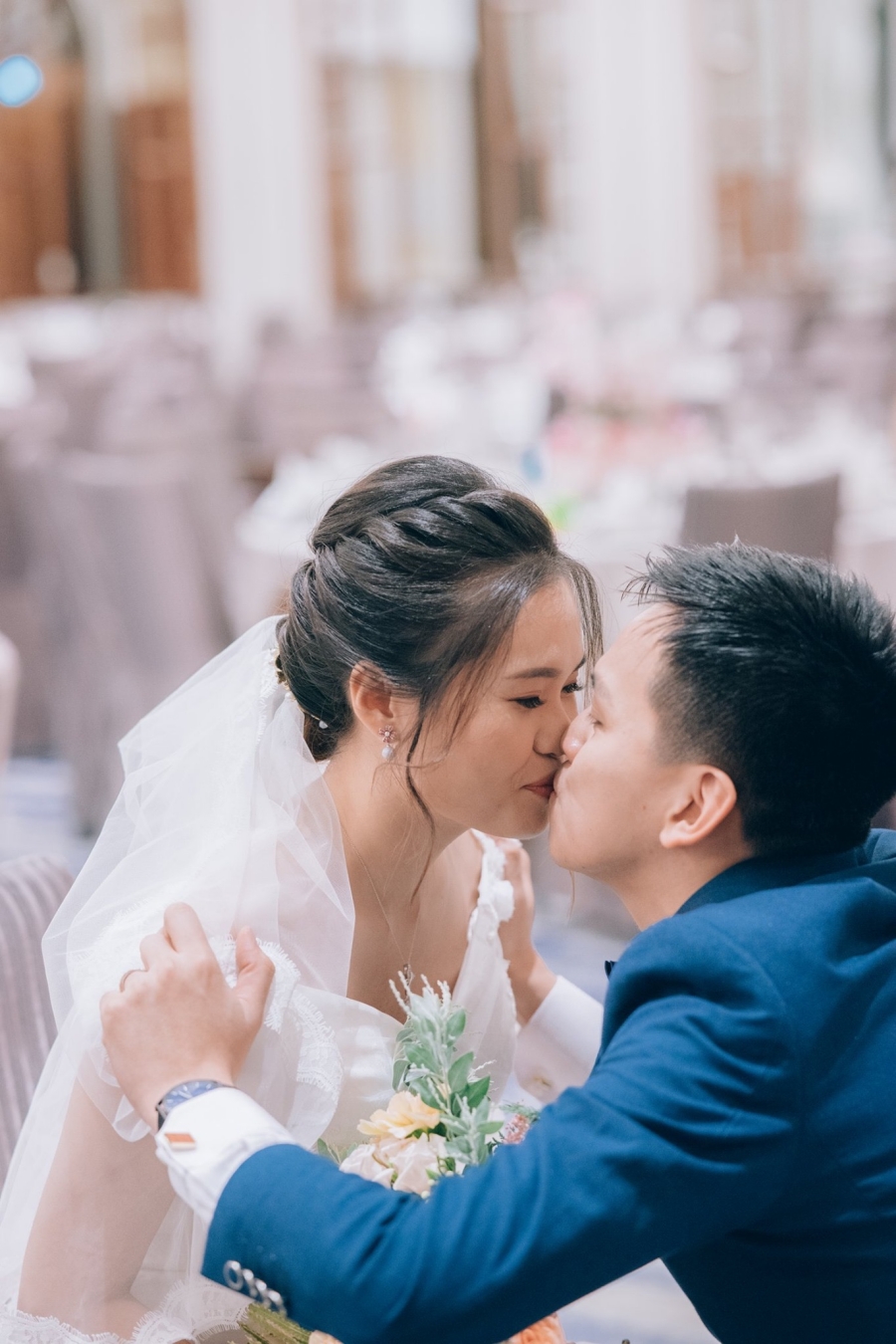 Singapore Actual Wedding Day Photography At Four Seasons Hotel by Sheereen on OneThreeOneFour 11