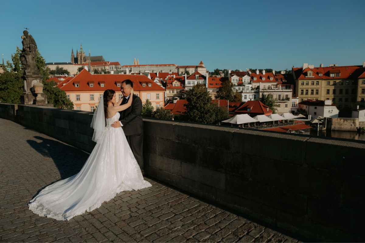 Prague prewedding photoshoot at St Vitus Cathedral, Charles Bridge, Vltava Riverside and Old Town Square Astronomical Clock by Nika on OneThreeOneFour 13