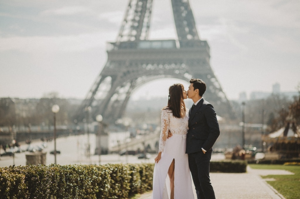 Paris Pre-Wedding Photoshoot for Singapore Couple Around The Eiffel Tower  by LT on OneThreeOneFour 5