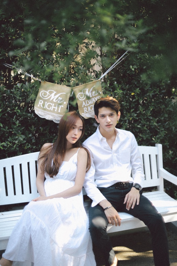 Thailand Bangkok Pre-Wedding Photoshoot At Outdoor Studio Set  by Chayut  on OneThreeOneFour 5