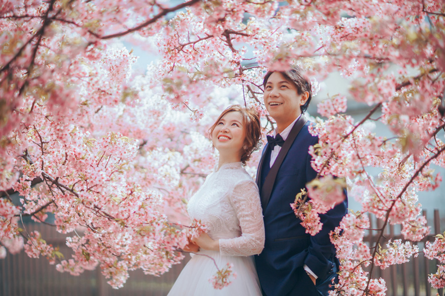 E&V: Kyoto Spring Cherry Blossoms Pre-wedding Photoshoot by Kinosaki on OneThreeOneFour 7