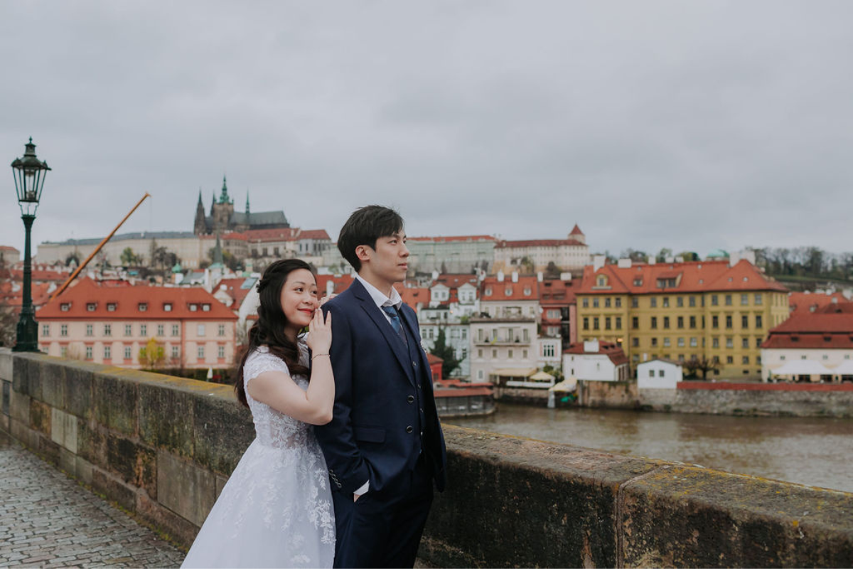 Prague prewedding photoshoot at Astronomical Clock, Old Town Square, Charles Bridge And Petrin Park by Nika on OneThreeOneFour 15