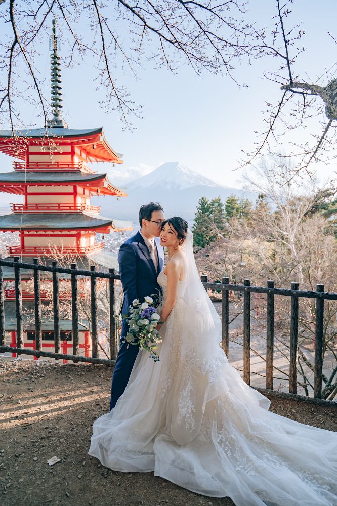 Tokyo Sakura and Mt Fuji Pre-Wedding Photography  by Dahe on OneThreeOneFour 39