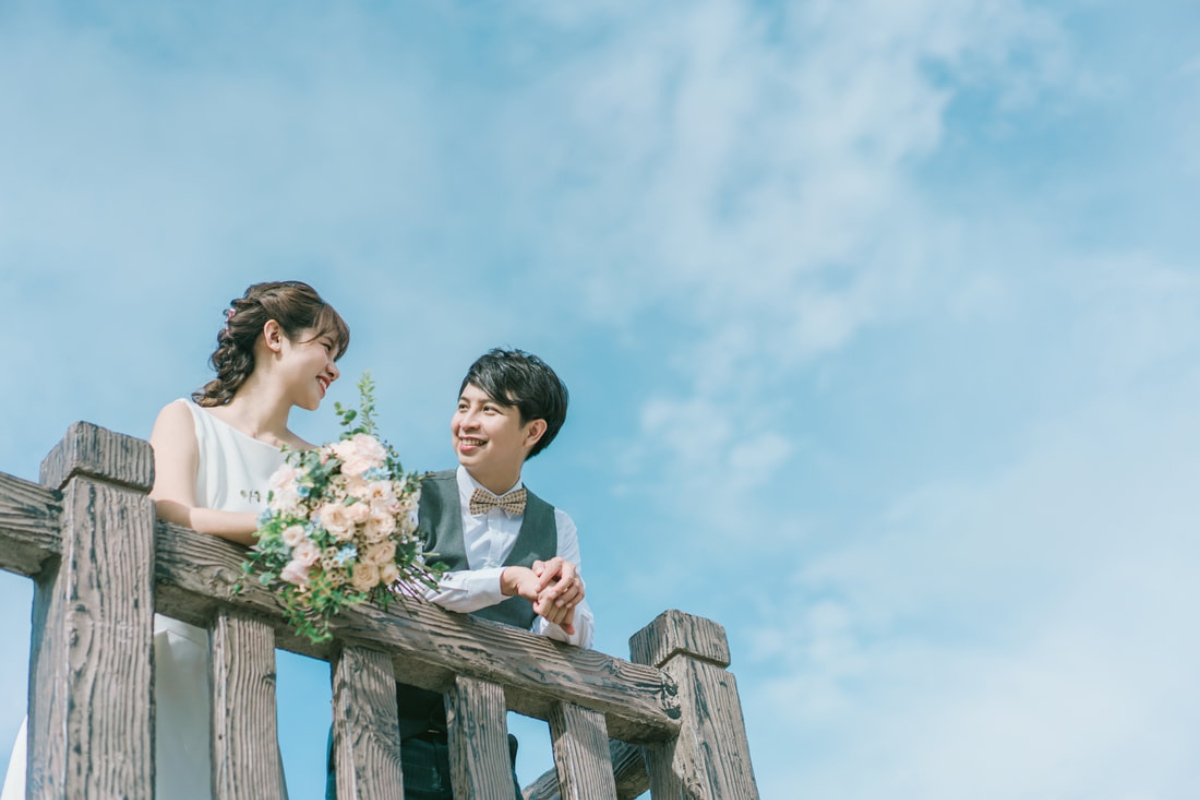 Taiwan Pre-Wedding Photoshoot Quaint Neighborhood Lush Green Hills Beach Romantic Getaway by  on OneThreeOneFour 3