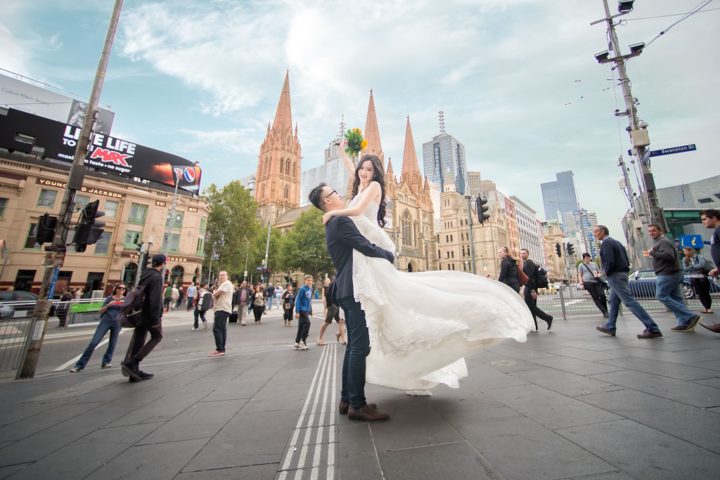 Melbourne Outdoor Pre-Wedding Photoshoot Around The City  by Lin on OneThreeOneFour 1